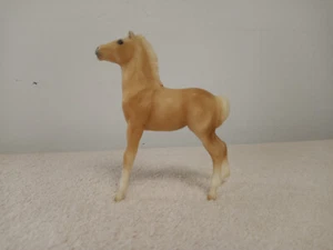 Breyer Reeves Chestnut Foal - Picture 1 of 6