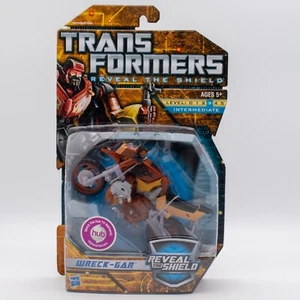 Transformers Reveal the Shield; Wreck-Gar Deluxe Class New Sealed - Picture 1 of 6