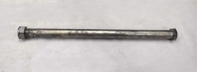 Yamaha Stryker XVS 1300 2011-2017 basculante pivote eje de perno OEM 27D-22141-00-00 Foto 1 de 4