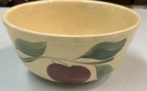 Watt Ware Apple Bowl Ribbed Mixing Serving Pottery #7 USA Vintage Ovenware - Picture 1 of 9