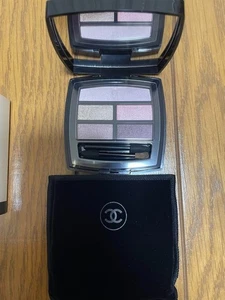 Paleta de sombras de ojos claras Chanel Les Beiges - brillo natural, maquillaje francés de lujo - Imagen 1 de 3