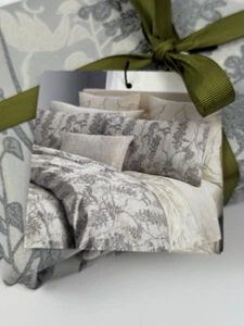 MICHAEL ARAM WISTERIA 1 KING SHAM FLOWER SILVER GRAY BOTANICAL BRANCHES LEAF NEW - Picture 1 of 8