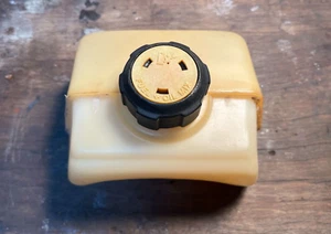 Ryobi Whipper Snipper Trimmer Fuel Tank 2 STROKE RLH1100 SUIT USA MADE MODELS - Picture 1 of 7