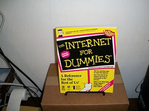 The Internet for Dummies by John R. Levine (1993, Paperback) - Picture 1 of 1