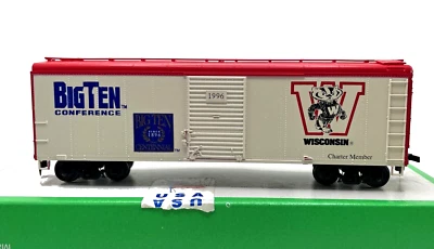 HO BOWSER BIG TEN CONFERENCE 1996 BOXCAR WISCONSIN - Image 1 of 2