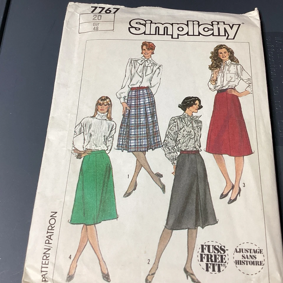 Misses Sewing Pattern, Skirts.Fuss Free Fit, Size 20 Uncut - Image 1 of 4