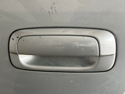 Manija de puerta trasera izquierda exterior plateada OEM para Lexus GS300 GS400 GS430 1998-2005 Foto 1 de 3