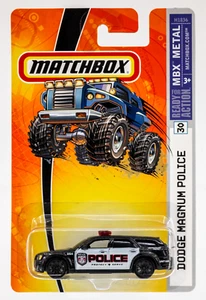 2005 Matchbox #30 Dodge Magnum Police | OPAQUE WINDOWS | 2006 CARD | FSC - Picture 1 of 1