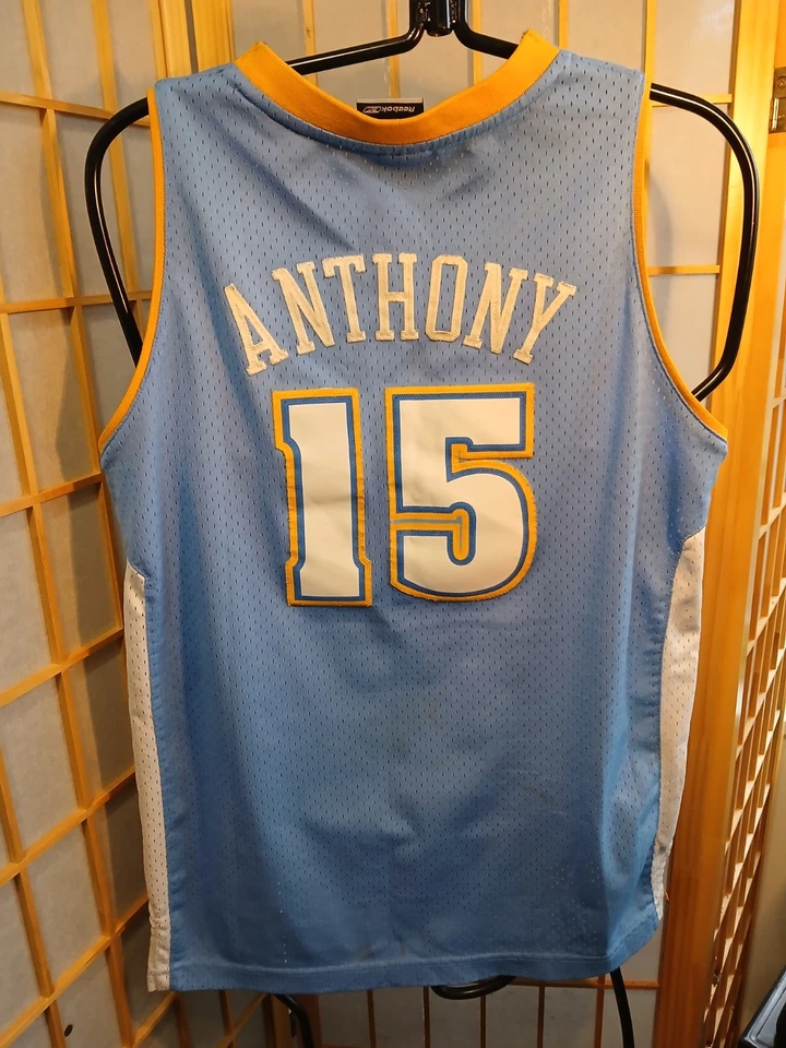 Vintage Carmelo Anthony Denver Nuggets Reebok Jersey armpit to armpit 16in - Image 1 of 4