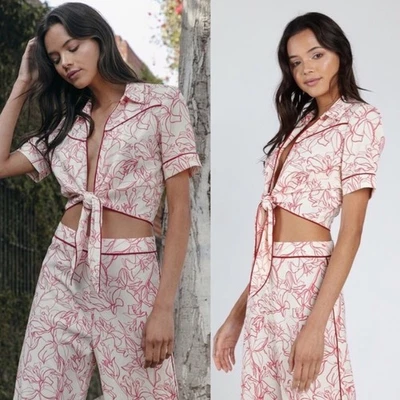 Top de corbata con nudo delantero recortado Honey Punch para mujer XS Foto 1 de 4