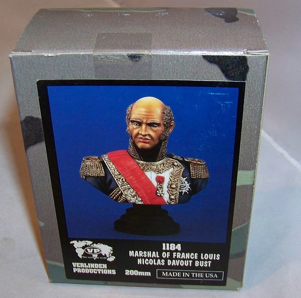 VERLINDEN 200MM 1/9 MARSHAL OF FRANCE LOUIS NICOLAS DAVOUT NAPOLEONIC BUST 1184 - Image 1 of 1