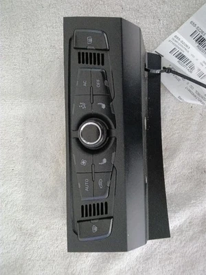 09 2010 11 12 Audi A4 controle de temperatura com controles de zona única - Imagem 1 de 4