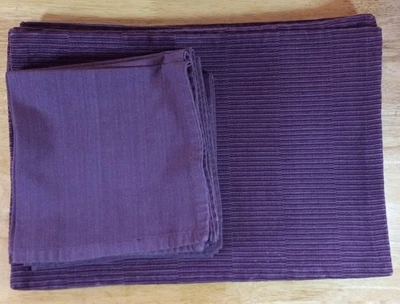 VTG 16pc Crate And Barrel Violet Haze 8 each Cloth Napkins & Placemats EUC - Image 1 of 4