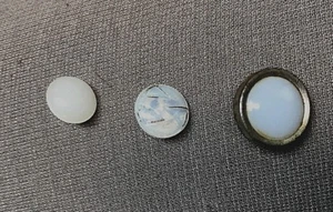 Vintage Lot of 3 Milk Glass Buttons 1.2 -1.4 cm - Picture 1 of 8