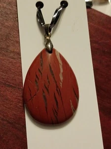 ~ Stunning Red Jasper Pendant Healing Stone Wicca Pagan - Picture 1 of 1