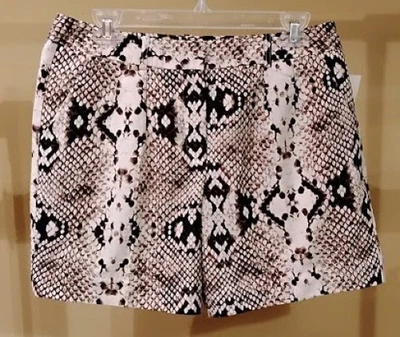 NWT Worthington Modern Fit Multi-Color Animal Snake Print Silky Shorts Size: 10 - Image 1 of 2