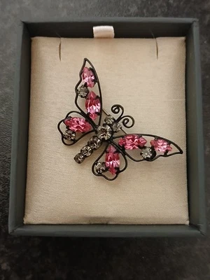 Lovely BUTLER AND WILSON Pink Crystal Butterfly Brooch, In Box Not Original Box - Image 1 of 4