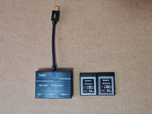 2 x 32GB Sony XQD G Series 440MB/s 400MB/s Memory Card With Card Reader - Picture 1 of 1