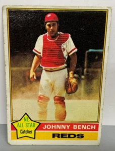 Johnny Bench #300 Catcher Cincinnati Reds TOPPS 1976 - Picture 1 of 4