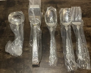 NEU REED & BARTON New Richmond Hill 18/10 Edelstahl Servierbesteck 10-teiliges Set - Bild 1 von 13