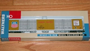 HO WALTHERS 932-3537 PULLMAN STANDARD 86' HI-CUBE BOXCAR 8 DOOR UNION PACIFIC UP - Picture 1 of 1