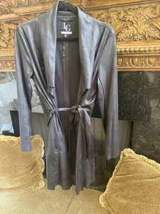 CHAQUETA LENA GABRIELLE IMITACIÓN CUERO Poliéster Frente Abierto Cinturón Talla 10 - Imagen 1 de 3