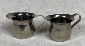 2 Stück Edelstahl Glocke Milchkännchen Krug 4 Unzen Kaffee Milch Tassen Wiederverwendbar - Bild 1 von 5