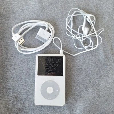 Apple iPod A1136 30gb - White  Screen has scratches but *Working* Battery decent - Image 1 of 4