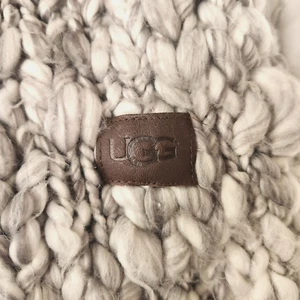 UGG Australia Home Thick Heavy Chunky Knit Woven Heather Fringed Throw Blanket - Picture 1 of 8