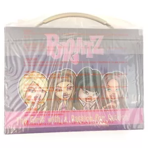 BRATZ Purple Briefcase Folder Plastic Case PASSION FOR FASHION 12"x9"x2" - Picture 1 of 8