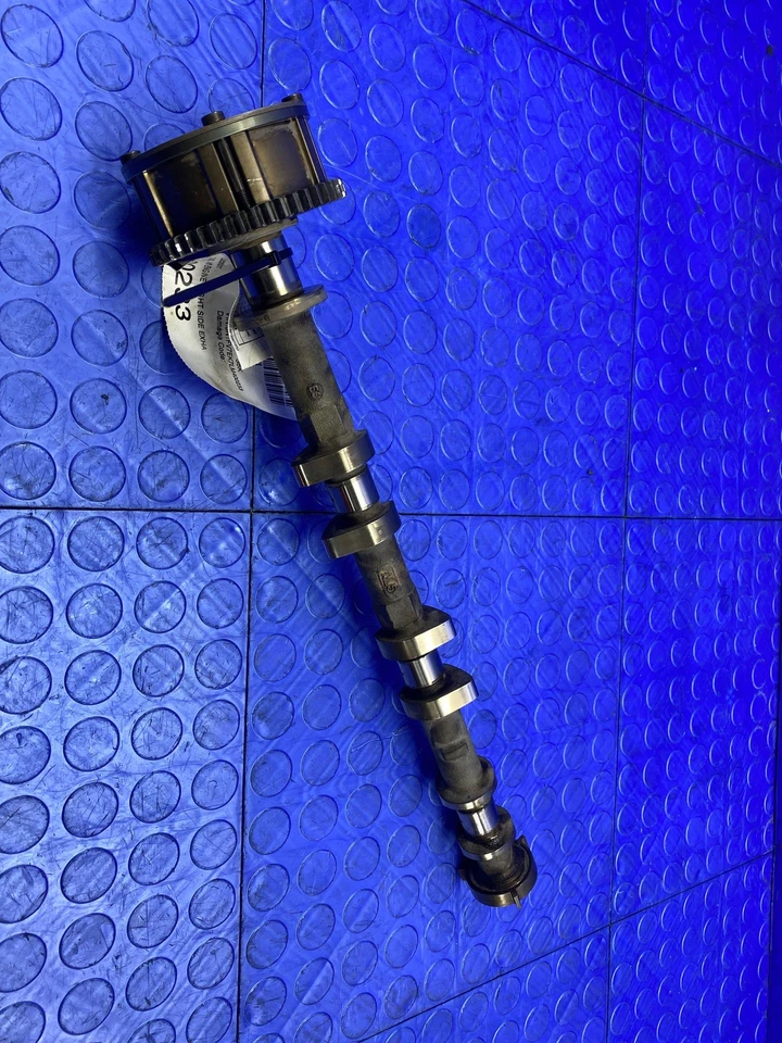 Infiniti Q60 2017-2019 3,0 L motor V6 lado izquierdo árbol de levas leva con piñón Foto 1 de 4