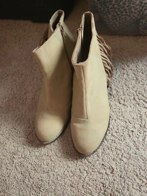 Botines BC Quite Simple Taupe US 9 Veganos  Foto 1 de 4