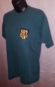 Kiss Army Badge VINTAGE Green Rock T-Shirt - Youth XL / Womens M - Picture 1 of 5