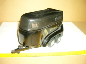 SIKU Anhänger Farmer Pferde-Anhänger 1-32, mit stützrad - Picture 1 of 3