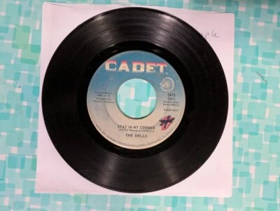 The Dells, 2 Cadet 45s, Stay In My Corner & I Can Sing A Rainbow - Image 1 of 4