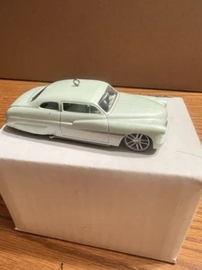 Hallmark Keepsake Ornament 2016 1949 Mercury Keepsake Kustoms 2nd #2 Series - Picture 1 of 4