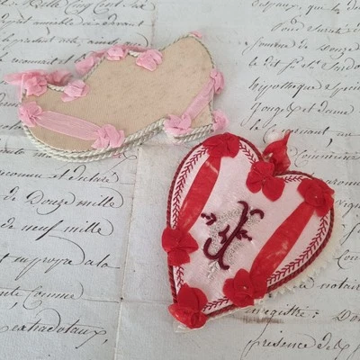 2 Porte Aiguilles Ancien Coeur Sabot 1900 Victorian Sewing Needle Holder - Photo 1/4