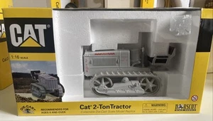 Norscot 1:50 Die Cast ~ CAT Caterpillar 2-TON TRACTOR ~ New in Box - Picture 1 of 4