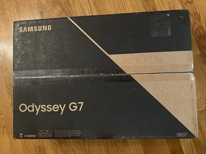 SAMSUNG 28" Odyssey G70B 4K UHD IPS 144Hz 1ms G-Sync Compatible Gaming Monitor - Picture 1 of 7