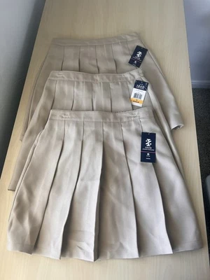 Conjunto de 3 Nuevo Izod Ropa Escolar Niñas Caqui Uniforme Faldas con Pantalones Cortos! - Talla 14 Reg Foto 1 de 4