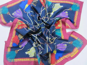 Bufanda ALFRED SUNG Oro Rojo Azul Marino BORLAS SEDA Jacquard dobladillo laminado a mano 30" cuadrado - Imagen 1 de 9