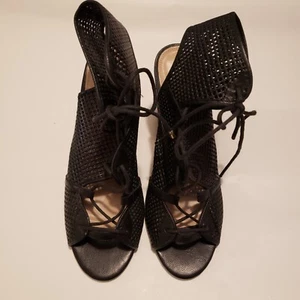 ALDO Women's Alicya Lace-Up Wood Block-Heel Sandals Black Open Peep Toe 10 EUC  - Picture 1 of 13