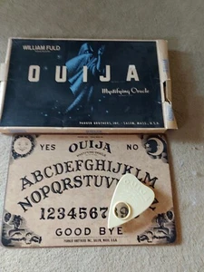 VINTAGE 60s OUIJA BOARD WILLIAM FULD PARKER BROS. GAME NO. 600 - Picture 1 of 3
