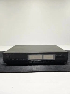 Usato Yamaha TX-500 Am/Fm Stereo Sintonizzatore - Crisp Audio, Programmare - Immagine 1 di 4