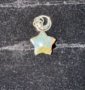 Labradorite Star Pendant - Picture 1 of 2