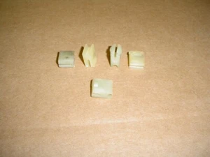 *1EA OEM HONDA HOLDER THROTTLE CABLE CT90 K0 CL70 K0 TO K3 CL90 S65 S90 (269S) - Picture 1 of 1