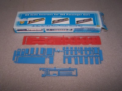 HO, IHC 20173 passenger car interior for dining car - Image 1 of 2