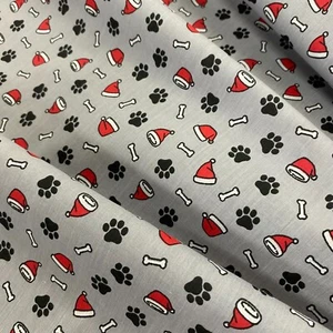 CHRISTMAS - Polycotton, 44"/112cm Wide - Christmas Paws SILVER - Dog, Paw Print - Picture 1 of 3