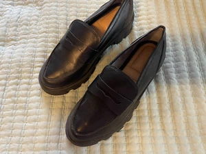 CROWN VINTAGE ~ MOCASSINO PENNY/SCARPE IN ECOPELLE NERA ~ TAGLIA 7,5 - Foto 1 di 11