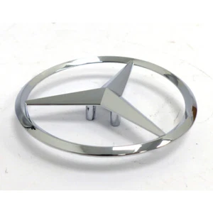 Calcomanía de insignia trasera CLA freno de tiro genuino cromo cla45 amg 14+ - Imagen 1 de 2